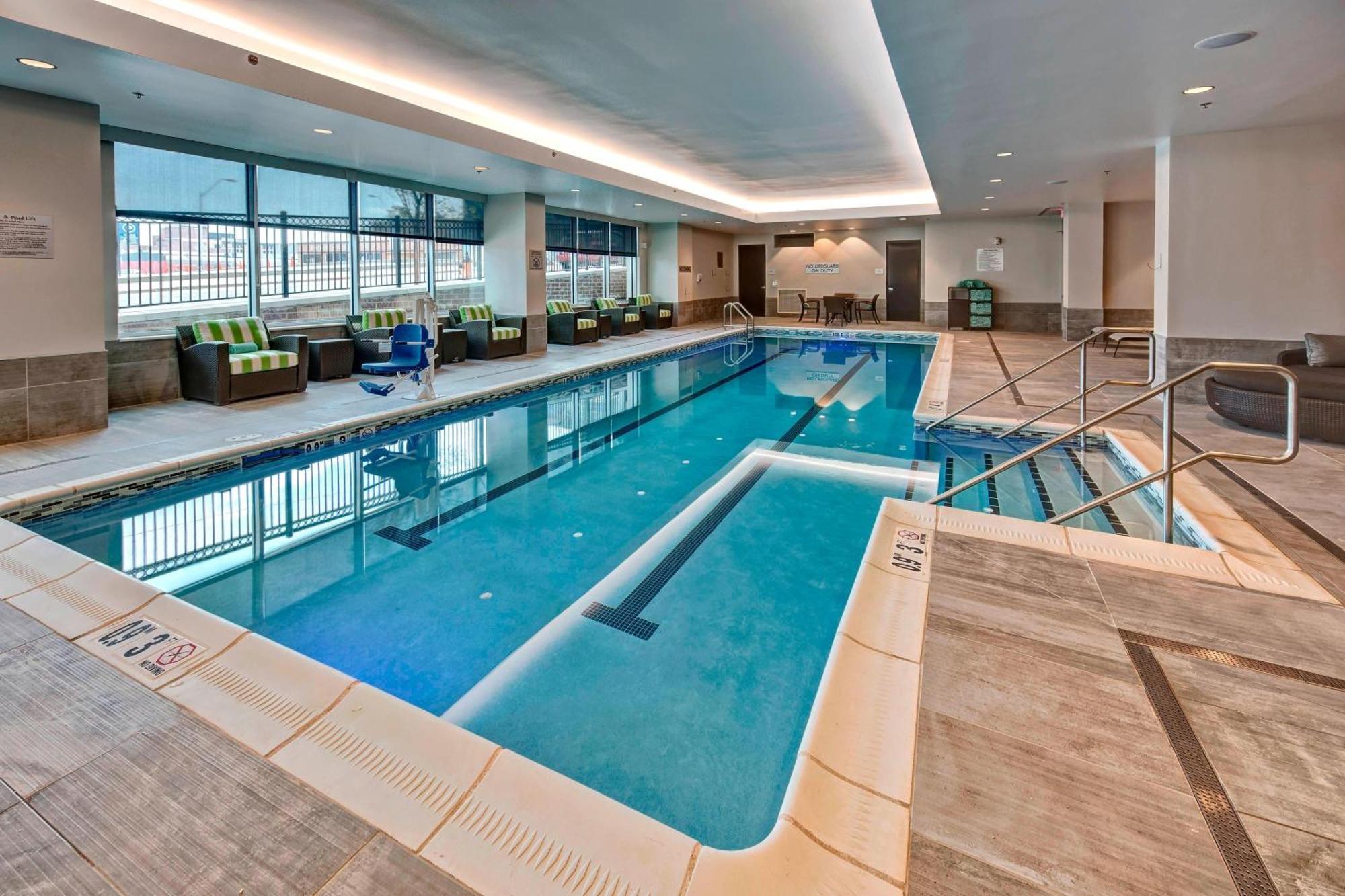Courtyard By Marriott Kansas Downtown/convention Center 3* Kansas City