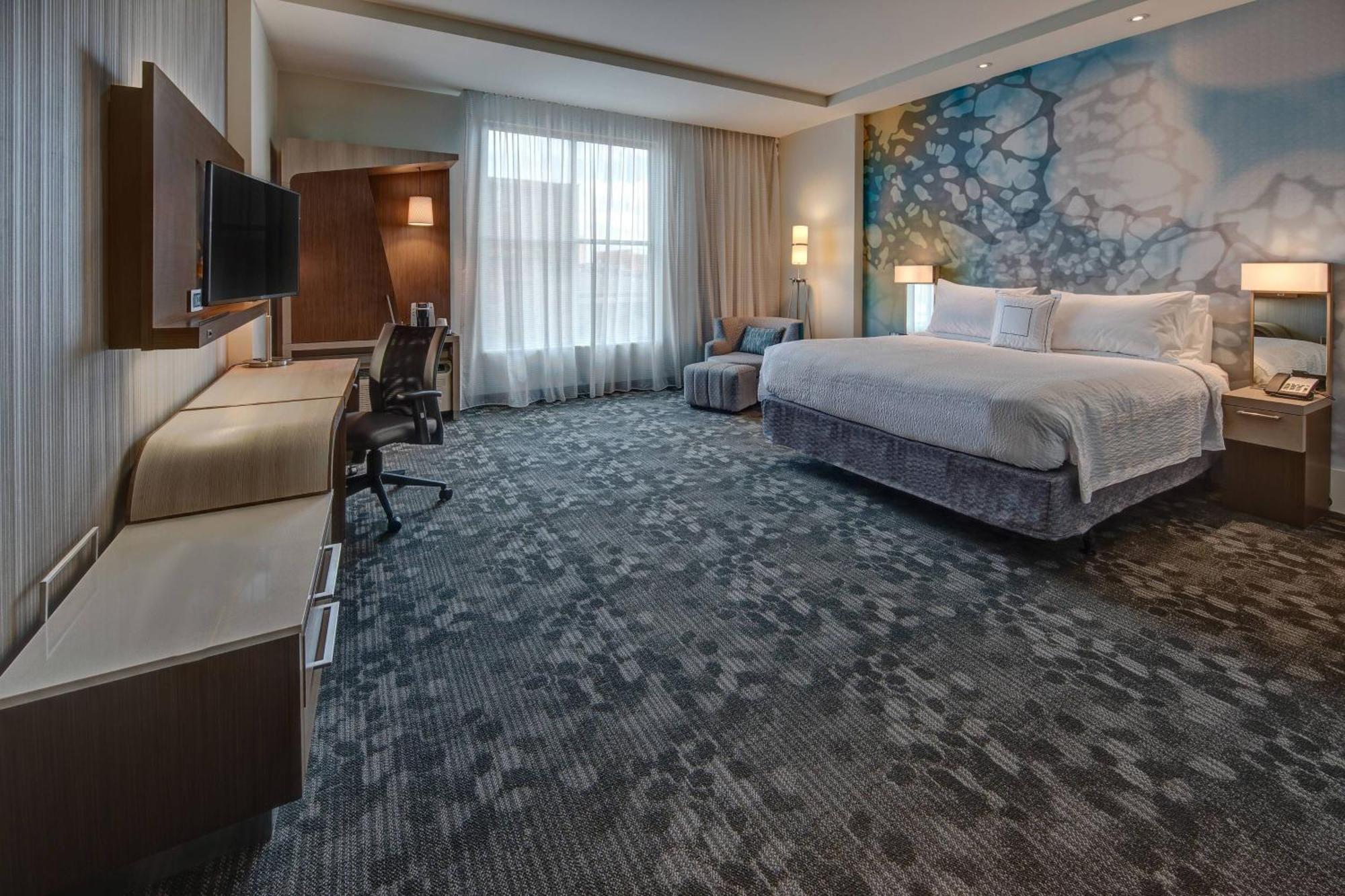 Courtyard By Marriott Kansas Downtown/convention Center 3*